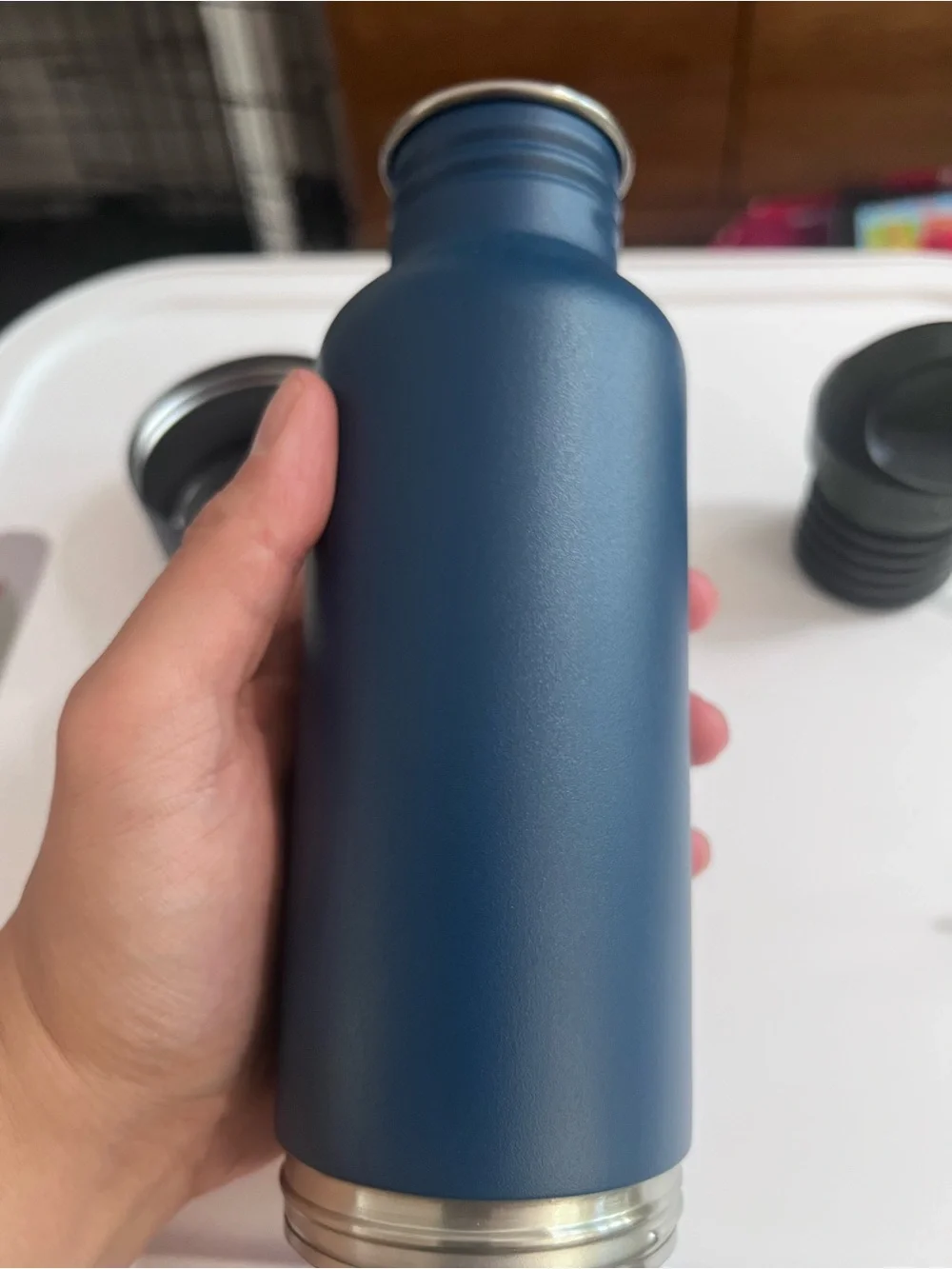 BottleKeeper Standard 2.0 in a sleek, matte powder-coated blue finish